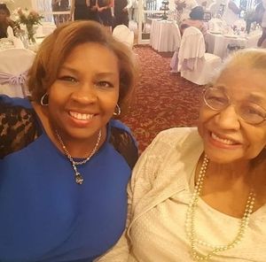 Meet your Posher, Lisa